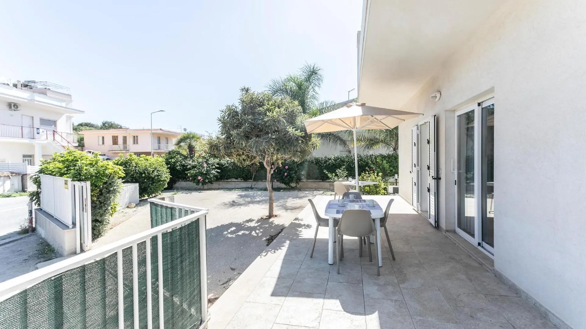Stunning Apartment In Cava Daliga With Kitchen Cava dʼAliga